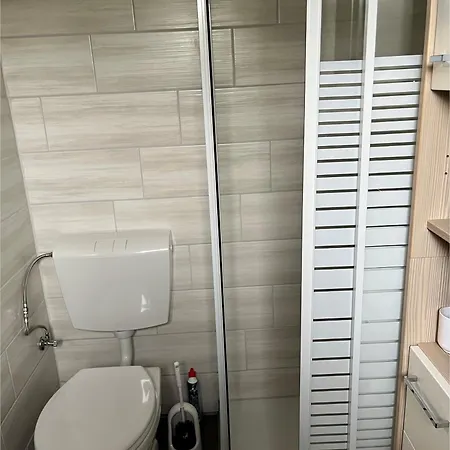Conneforde Apartamento *